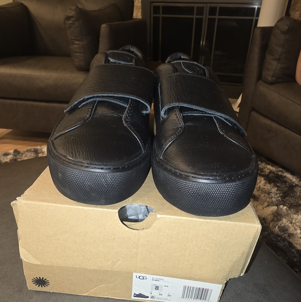 Women's UGG Neri Sneakers